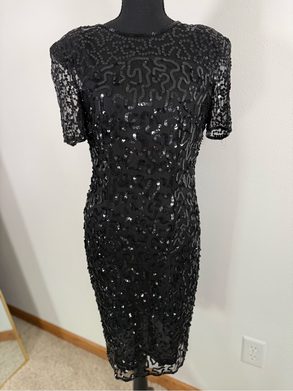 Vintage 80s Leslie Fay Evenings Black Sequin Cocktail Dress Size 6
